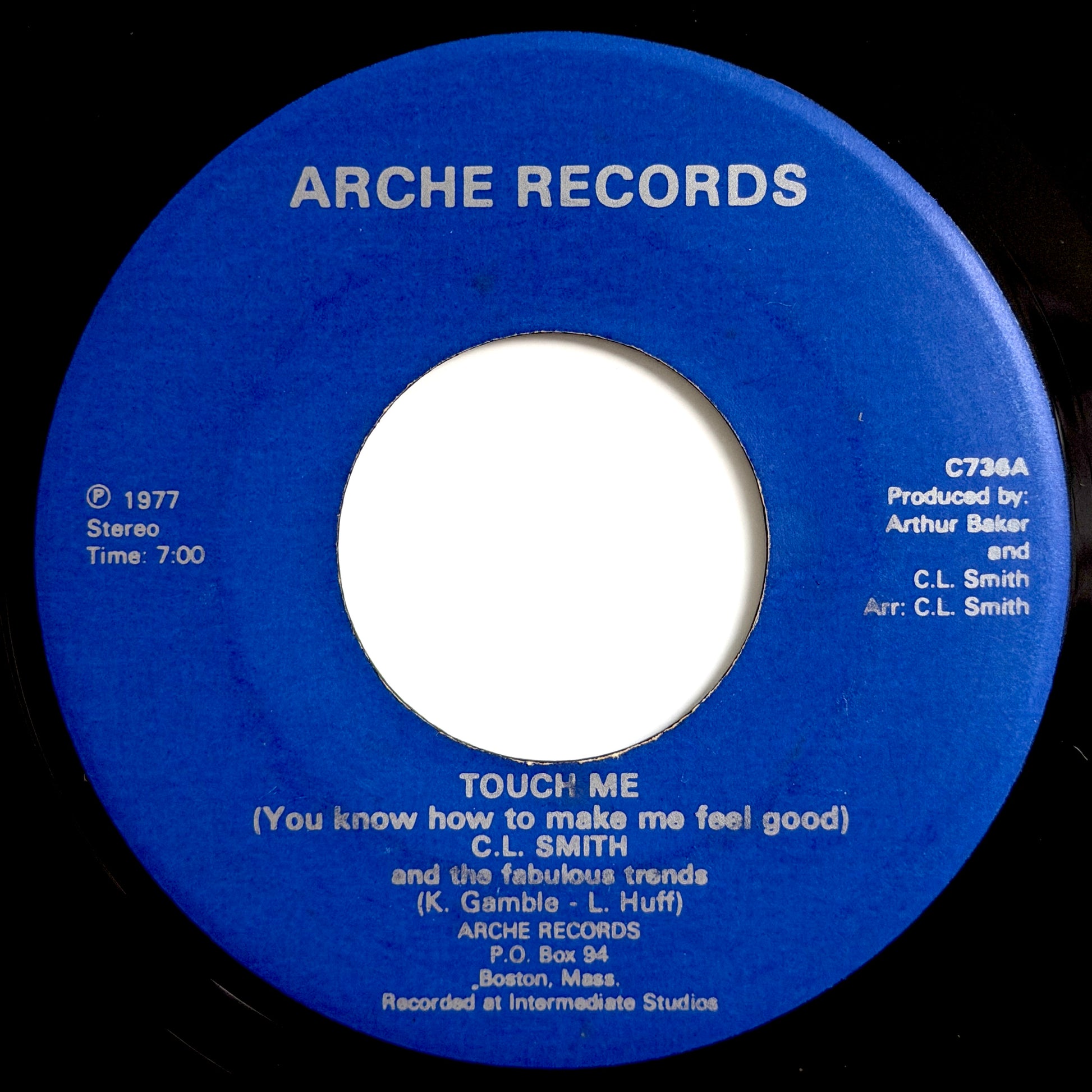 C.L. Smith and Fabulous Trends - Touch Me / What's The Matter Baby [1977 US Original Press - Arche C736] (7inch)_1