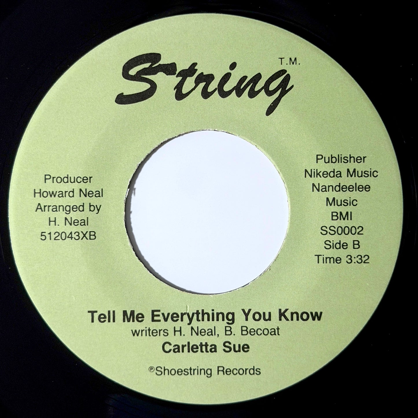 Carletta Sue - You Keep Holding Back On Love / Tell Me Everything You Know [1985 US Original Press - Shoestring SS0002] (7inch)_2