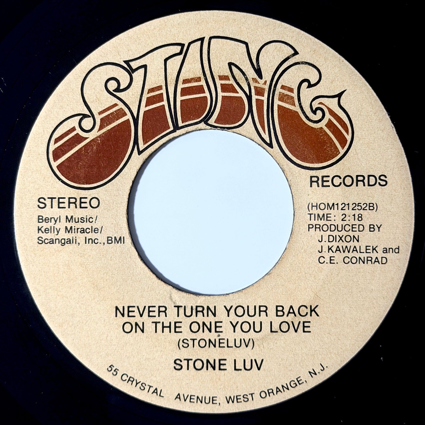 Stone Luv - Get Up And Move / Never Turn Your Back On The One You Love [1974 US Original Press - Sting HOM 12125] (7inch)_2