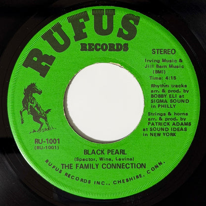 Family Connection - Black Pearl / Newspaper Song [1974 US Original Press - Rufus RU-1001] (7inch)_1