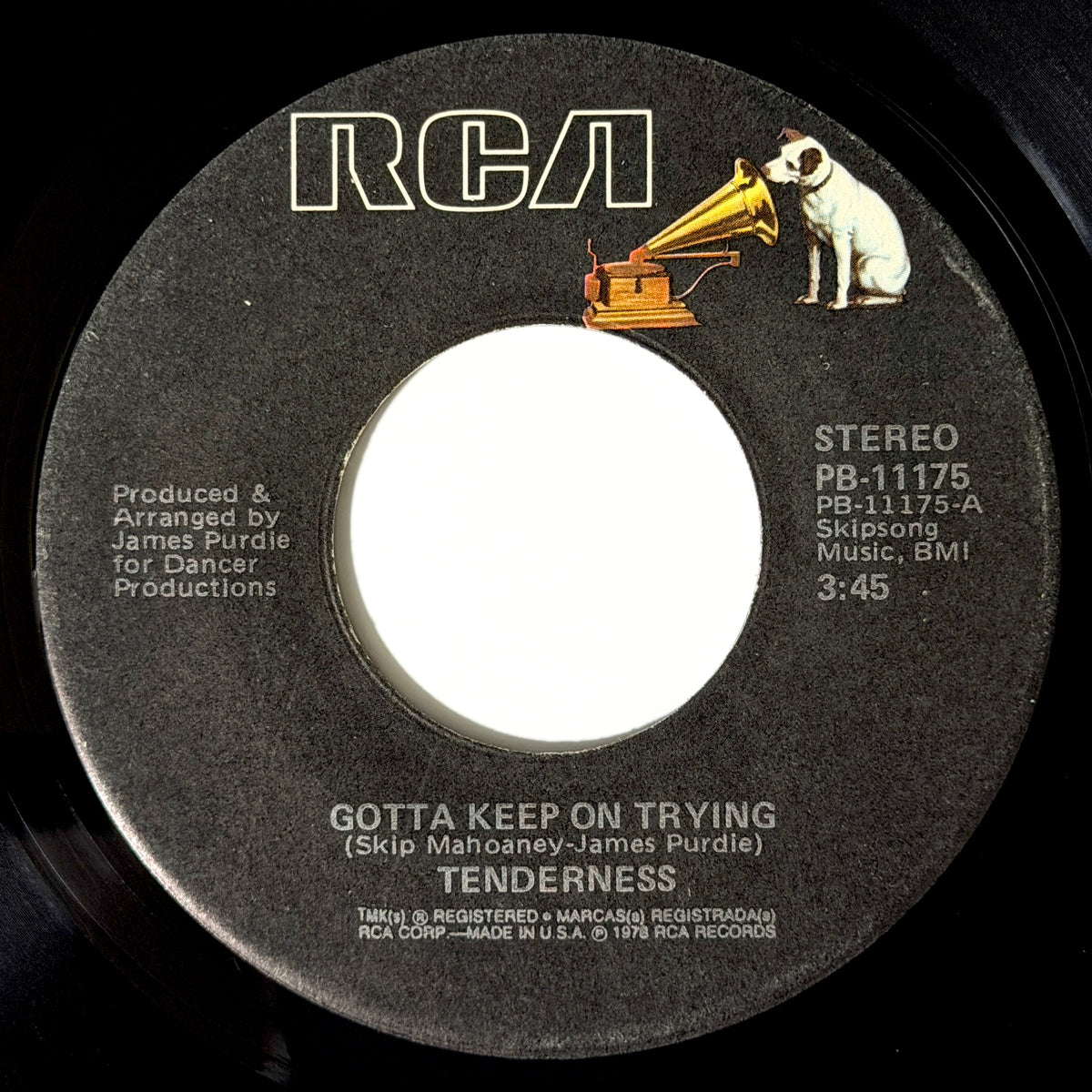 Tenderness - Gotta Keep On Trying / Telly Love [1978 US Original Press - RCA PB-11175] (7inch)_1